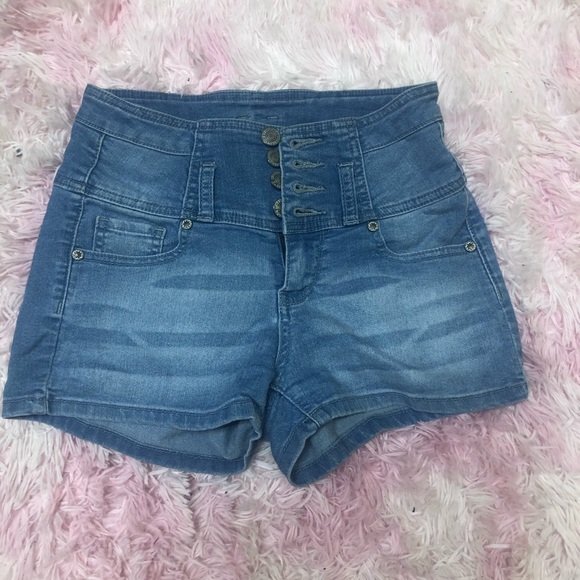 Jean shorts - Picture 1 of 3